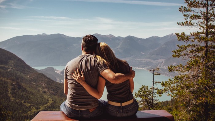 Biar Cepat Dapat Pacar, Ini 8 Hal yang Ternyata Bisa Bikin Gebetan Jatuh Cinta!