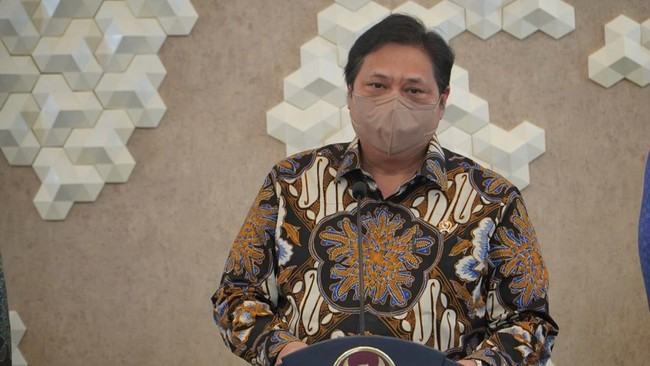 Merespons tren kenaikan harga minyak goreng, pemerintah memprioritaskan penyediaan minyak goreng dengan harga terjangkau, sekaligus mencapai stabilisasi harga.