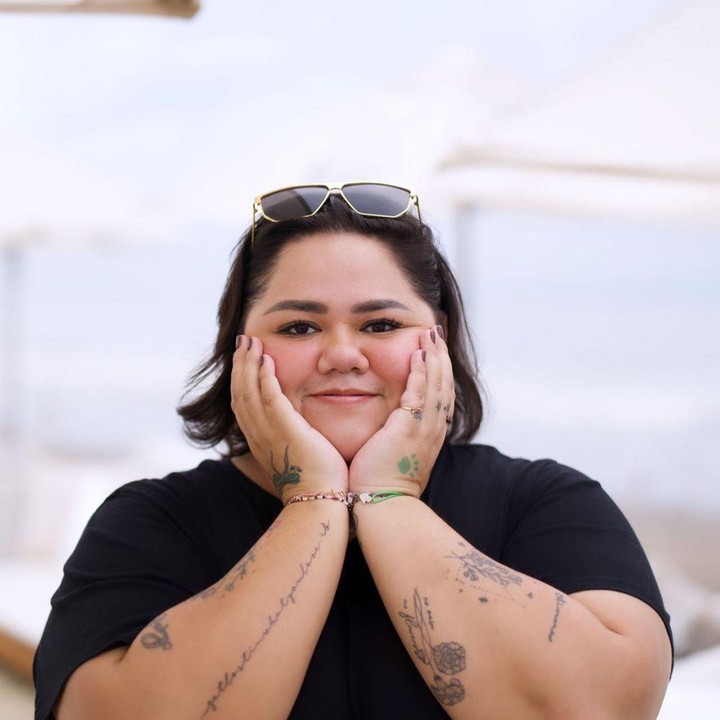 <p>Saat itu, berat badannya naik menjadi 157 kg. Namun, mantan Miss Big Indonesia ini memutuskan untuk hidup lebih sehat demi anak semata wayangnya. (Foto: Instagram @jelitaramlan)</p>