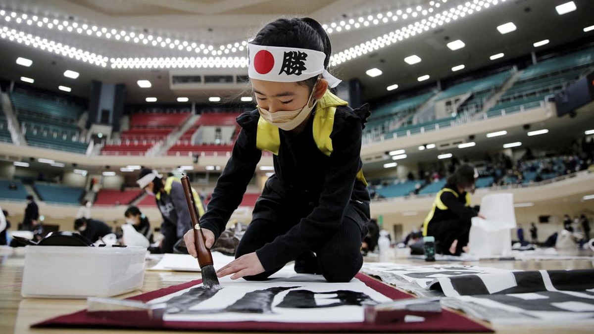 FOTO: Semangat Anak-anak Jepang Kembali Ikut Kontes Kaligrafi