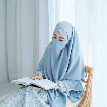 Ramai Diisukan Akan Dinikahi Rio Haryanto, Larissa Chou: Masih Enjoy Sendiri