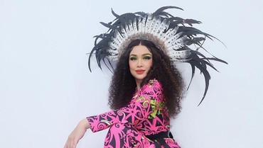 Cerita Titi DJ Memutuskan Jadi Mualaf