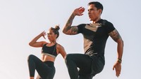 <p>Aktris 36 tahun itu merupakan istri dari Ganindra Bimo, aktor dan presenter olahraga, Bunda. Olahraga tampaknya menjadi 'kencan' dan momen romantis bagi mereka berdua. (Foto: Instagram @andreadianbimo)</p>