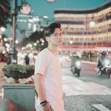 Lirik Lagu Ajarkan Aku - Arvian Dwi