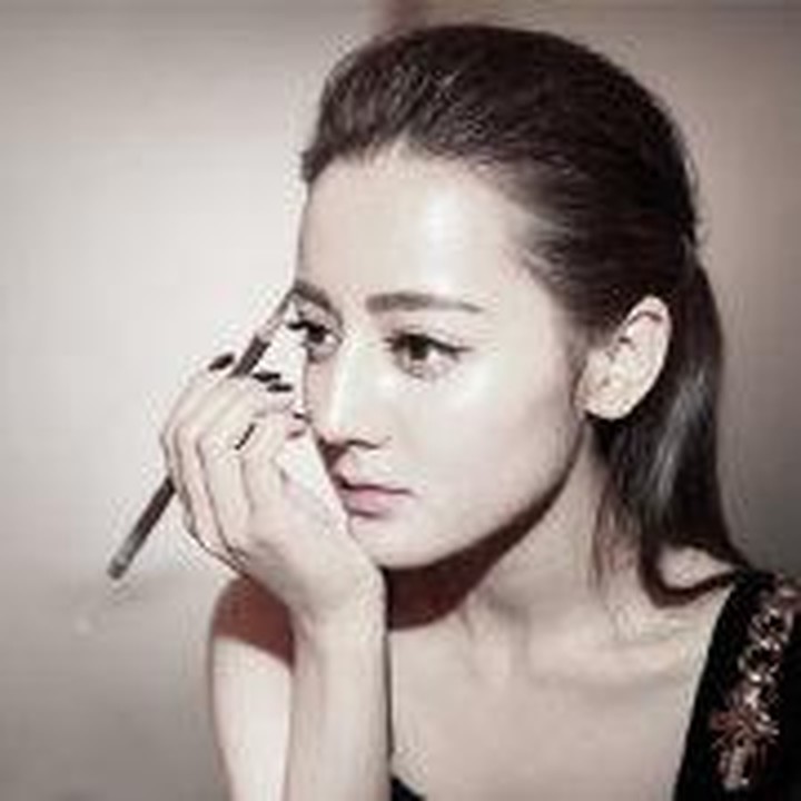 <p>Dalam daftar tersebut, ia berhasil menempati urutan 58. (Foto: Weibo Dilraba Dilmurat)</p>