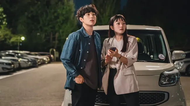 Sinopsis Tracer, drama korea yang mengisahkan upaya membongkar penggelapan pajak oleh petinggi. Tracer dibintangi Im Si-wan.