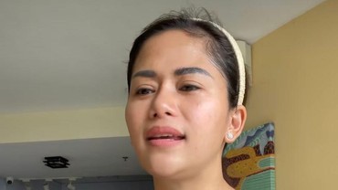 img-title Farida Nurhan Buka Suara soal Unfollow Fuji, Nama Mayang Ikut Terseret