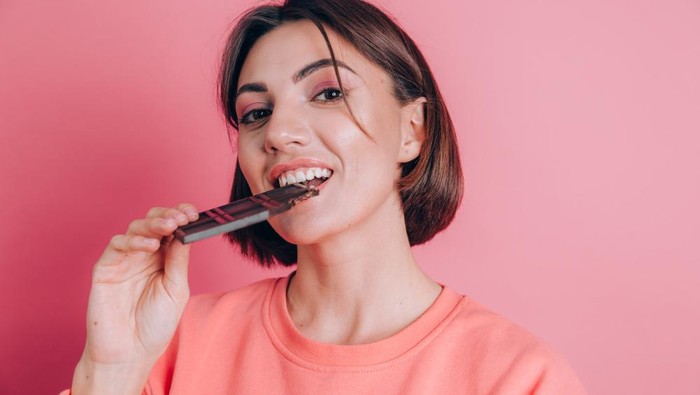 Ternyata Konsumsi Cokelat Bisa Bantu Turunkan Berat Badan, lho! Begini Aturan Makannya