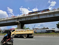 Pemotor yang Terlempar dari Flyover Pesing Kena Tilang, Ini Alasannya