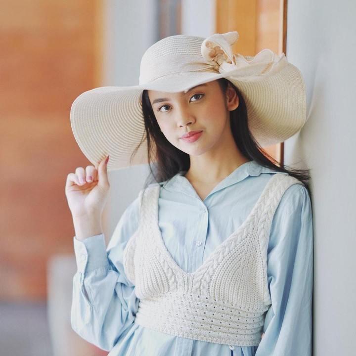 <p>Dara kelahiran 21 Juni 2003 itu bahkan mengalahkan personil girlband BLACKPINK yaitu Rose. Pelantun lagu <em>Whistle</em> menduduki peringkat ke-17. (Foto: Instagram: @lyodraofficial)</p>
