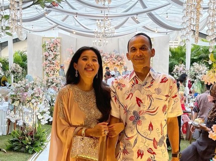 Terpopuler: Potret Mesra Olivia Zalianty dan Suami - Zodiak Paling Santai Jadi Ortu
