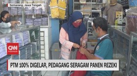 VIDEO: PTM 100% Digelar, Pedagang Seragam Panen Rezeki