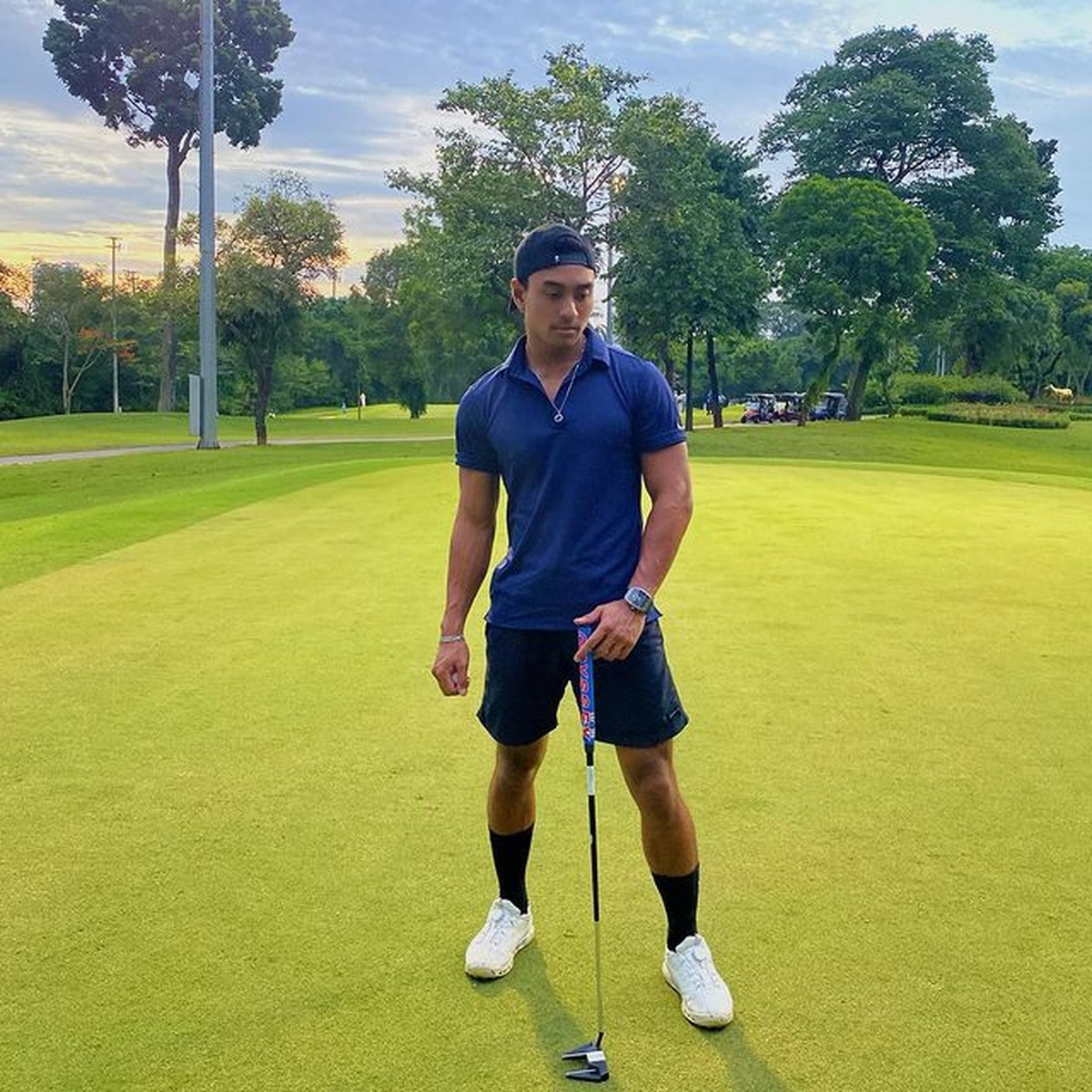 Fuji adik mendiang Bibi Adriansyah menjadi sorotan&comma; kini ia dijodohkan dengan Austin Alexander&period; Yuk intip potretnya&excl;