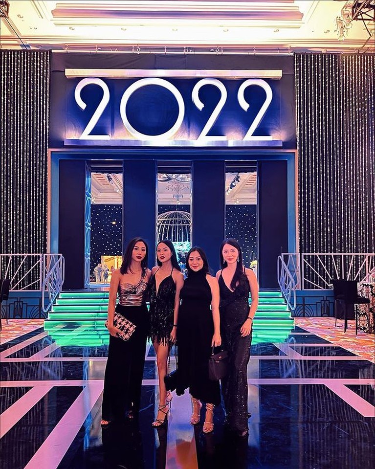 8 Potret Nikita Willy Babymoon ke Amerika Nikita Willy dan Indra Priawan tengah menikmati babymoon di Amerika, nonton konser Bruno Mars. Yuk intip!
