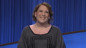 Amy Schneider, Perempuan Pertama Raup Rp14,3 M dari Kuis 'Jeopardy'