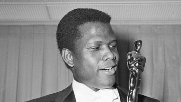 Sidney Poitier Aktor Kulit Hitam Raih Oscar Pertama Meninggal Dunia
