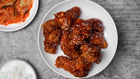 63,9 Persen Orang Korea Sebut Korean Fried Chicken Bukan Makanan Korea