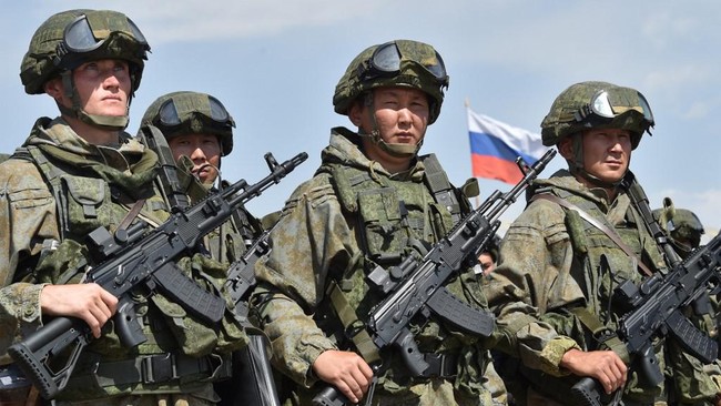 Amerika menyebut Rusia berbohong soal penarikan pasukan. alih-alih Moskow malah menambah 7.000 pasukan di sepanjang perbatasan Ukraina.