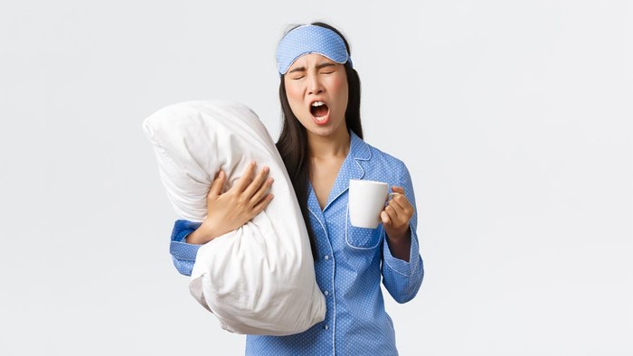 Merasa Capek Tapi Sering Nggak Bisa Tidur? Ternyata Ini lho Penyebabnya!