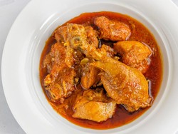 3 Resep Gulai Ayam Berbumbu Rempah Lengkap yang Sedap Rasanya