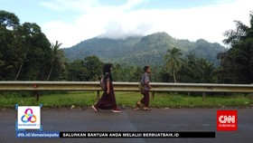 VIDEO: Bantu Mujib Membeli Sepatu Baru lewat berbuatbaik.id