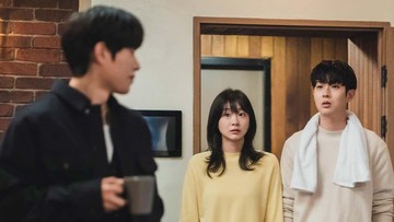 CINTA BERTEPUK SEBELAH TANGAN