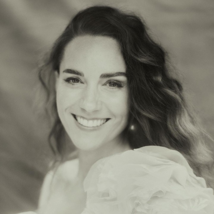 <p>Istri Pangeran William, Kate Middleton tengah berulang tahun. Wanita kelahiran 9 Januari 1982 itu sudah berusia 40 tahun. (Foto: Paolo Roversi/Kensington Palace via AP)</p>