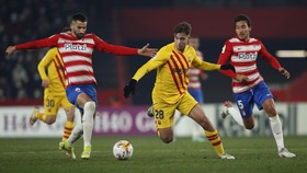 Hasil Liga Spanyol: Granada vs Barcelona Imbang