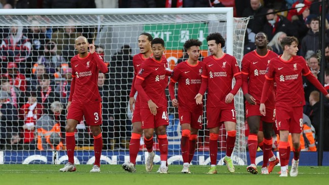 Liverpool berhasil mengalahkan Shrewsbury Town dalam laga babak ketiga Piala FA di Anfield, Minggu (9/1).