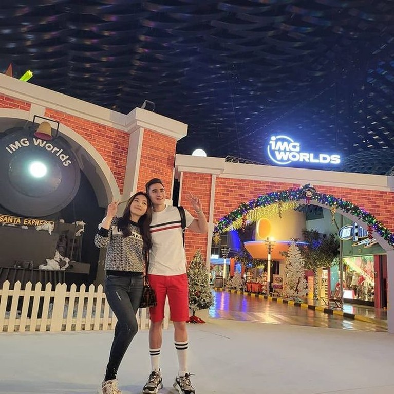 7 Foto Mesra Verrel Bramasta & Natasha Wilona Liburan Bareng ke Dubai 7 Foto Mesra Verrel Bramasta & Natasha Wilona Liburan Bareng ke Dubai