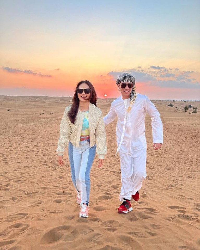 7 Foto Mesra Verrel Bramasta & Natasha Wilona Liburan Bareng ke Dubai 7 Foto Mesra Verrel Bramasta & Natasha Wilona Liburan Bareng ke Dubai