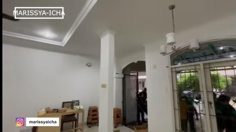 8 Potret Rumah Donasi Untuk Gala Sky Seharga Rp2 Miliar Disorot Rumah baru Gala Sky hasil donasi dari para sahabat dan dilengkapi Faisal ayah Bibi jadi sorotan. Yuk intip potret rumahnya!