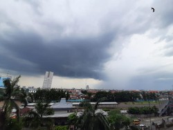 Waspada, Cuaca Buruk Masih Hantui Daerah di Jawa Timur Hari Ini!