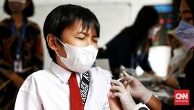 FOTO: Depok Kebut Vaksin Covid Anak 6-11 Tahun Jelang PTM 100 Persen