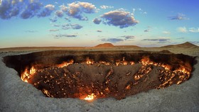 Turkmenistan Kesulitan Tutup 'Gerbang Neraka' yang Menganga 52 Tahun