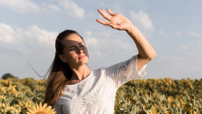 Ups, Salah Pilih Sunscreen Bisa Bikin Masalah Kulit Ini! Ups, Salah Pilih Sunscreen Bisa Bikin Masalah Kulit Ini!