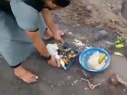 Viral Video Tendang Sesajen, Dosen UB Sebut Bukan Cara Dakwah Wali Songo