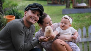img-title Randy Pangalila Ungkap Beratnya Syuting Jauh dan Tinggalkan Anak