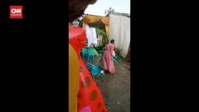 VIDEO: Angin Kencang Bubarkan Resepsi Pernikahan di Magelang