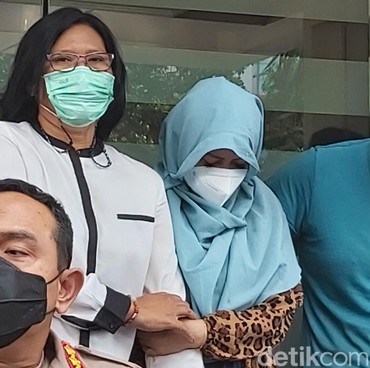 Polisi Ungkap Sosok Pedangdut VU yang Nyabu adalah Velline Chu