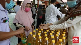 Ridwan Kamil Desak Pusat Kendalikan Harga Minyak Goreng