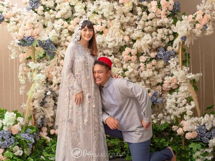 5 Tahun Menanti, Ini 7 Potret 4 Bulanan Kehamilan Adiezty Fersa Istri Gilang Dirga