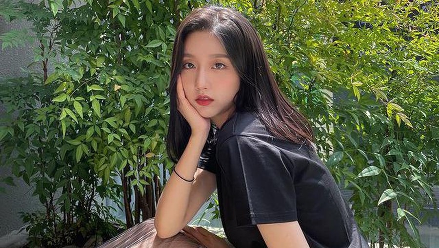 Jeong Yein eks-Lovelyz bergabung dengan Sublime Artist Agency dan sesang menyiapkan debut solonya.
