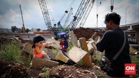 FOTO: Syuting 'Squid Game' dengan Badut Lokal di Prumpung