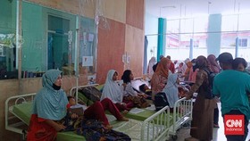 Kronologi Puluhan Siswa di Padang Keracunan Bakso Bakar