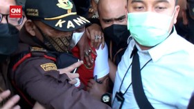 VIDEO: Tuntutan Mati Untuk Ustadz Pemerkosa 12 Santriwati Di Bandung