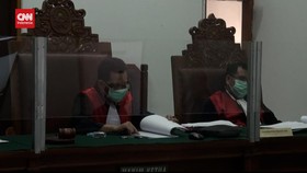 VIDEO: Hakim Vonis Yahya Waloni 5 Bulan Penjara Kasus Ujaran Kebencian