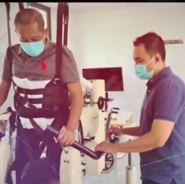 Kondisi Makin Membaik, Tukul Arwana Masih Komunikasi Pakai Bahasa Isyarat