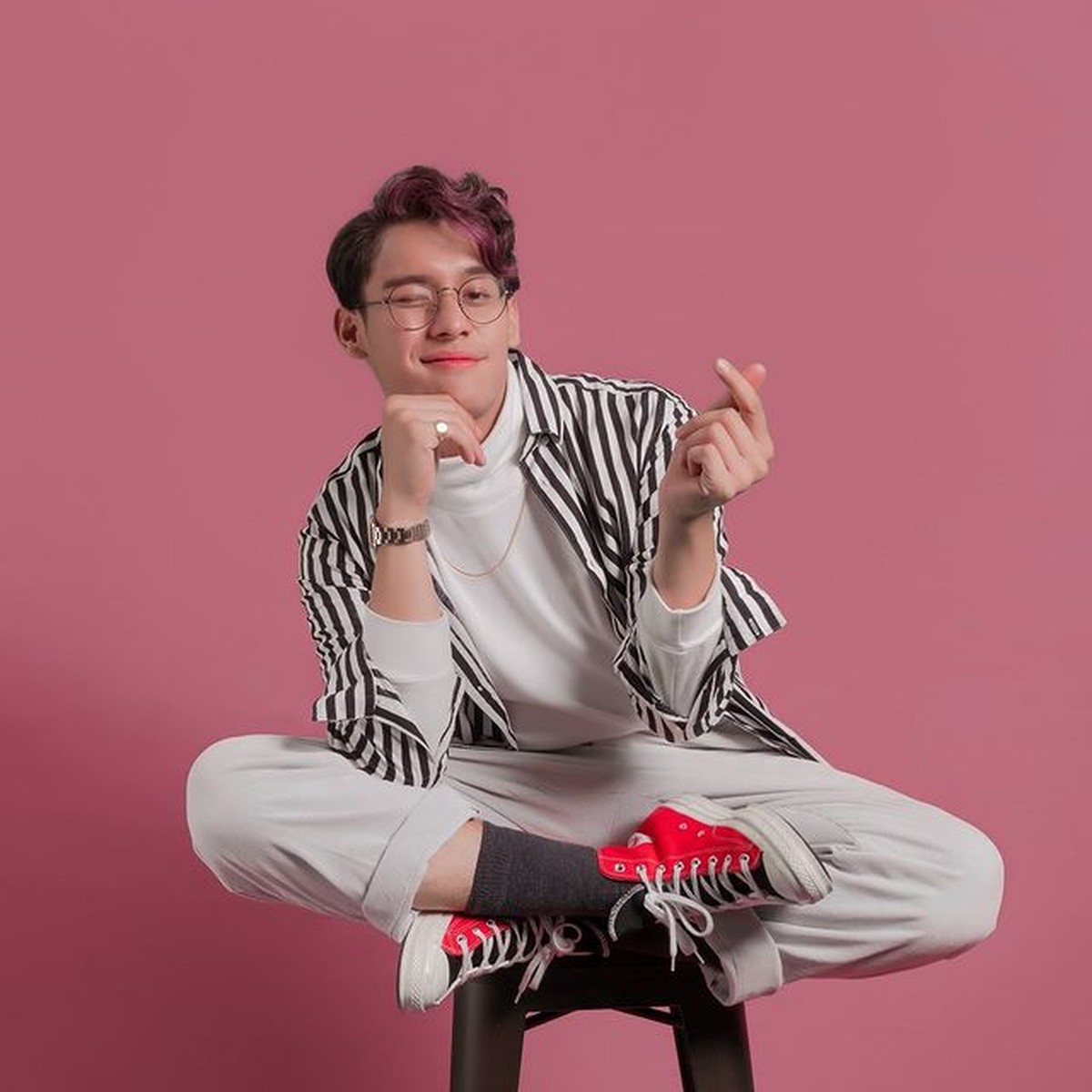 Ardhito Pramono bikin heboh publik karena aktor dan penyanyi inisial AP yang ditangkap polisi karena narkoba&period; Yuk intip&excl;