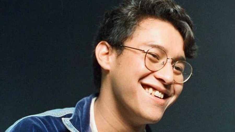 Ardhito Pramono bikin heboh publik karena aktor dan penyanyi inisial AP yang ditangkap polisi karena narkoba. Yuk intip!